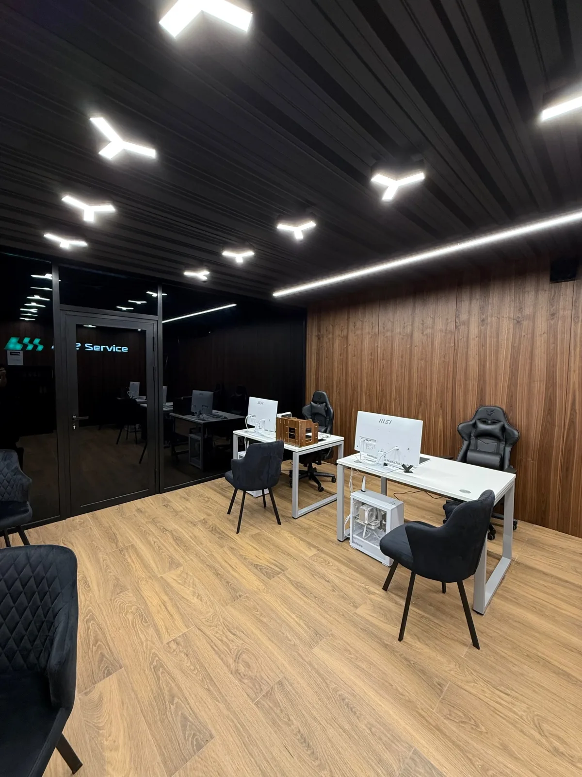 Офис Компании A22service